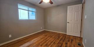 Highlands/Stadium Area Great Sized 1 Bedroom with Beautiful Hardwood Floors, Reserved Parking, Extra Storage, Fenced Yards Gallery 8