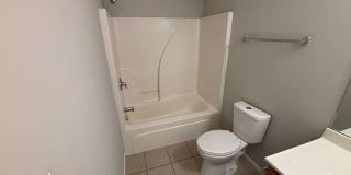 Northern Spacious 4 BDR Duplex Gallery 21