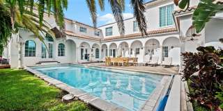 2501 Pine Tree Dr Gallery 2