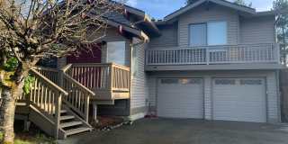 Fantastic Fairwood Home - Impressive interiors and lots of space Gallery 1