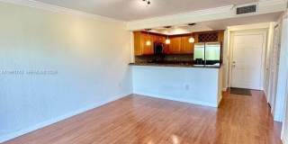 151 NE 16th Ave Gallery 10