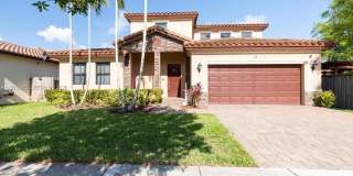 516 SE 35th Ter Gallery 1