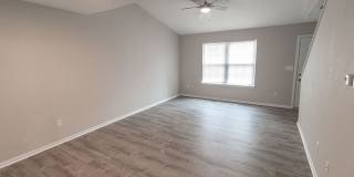 Large 4 bedroom Duplex Gallery 7