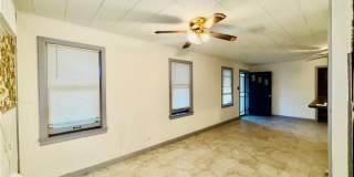 1601 Redwood Avenue Gallery 6