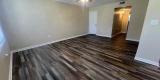 907 Hillwood Dr - C Gallery 1