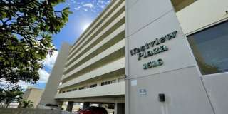 Westview Plaza Condo - Upgraded 1 bedroom, 1 bath condo with 1 parking -Avail 10/19/26 Gallery 1