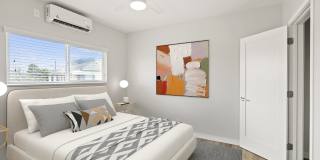 1352 W 36th Street apartments Gallery 55
