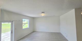 2423 SE 30th St Gallery 6