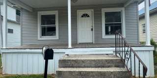 Check Out This 3-Bed/1-Bath Home in Bluffton! Gallery 1