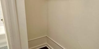Devoe Apartments Gallery 10