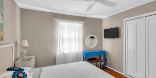 407 8th Avenue Gallery 28