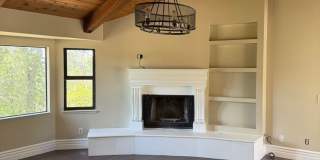 Beautiful 4/2.5 Granite Bay Home Gallery 5