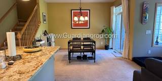 Lakeville 2 Bedroom Town Home, Dishwasher, Fireplace, 2 Car Garage, Garage Bonus Room Gallery 6