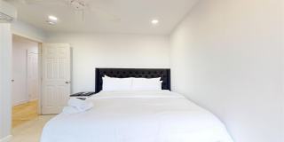 750 Dune Road Gallery 33