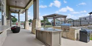 Overlook at Stone Oak Park Apartments Gallery 7