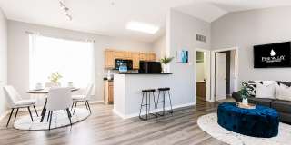 Pine Valley Apartments Gallery 1
