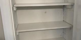 1015 Bowden Street Gallery 13