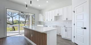 2121 BROAD WATER Drive Gallery 15