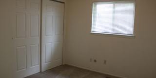 Comfortable 3-Bedroom Living in Northwest Fort Collins Gallery 6
