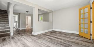 Newly Renovated 2 Bedroom Single Family Home Gallery 4