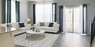 3556 WOODLAKE Drive Gallery 5