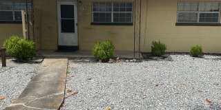 2 Bedroom, 1 Bath Gallery 1