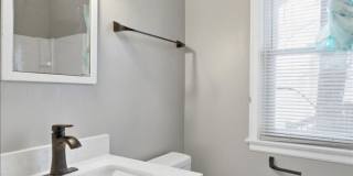 Charming 2 Bedroom Home located in Midtown! - Open house 9/9 4pm-5pm Gallery 14