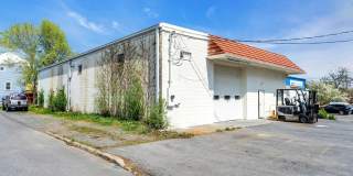 449 N CAMERON Street Gallery 3