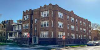 North Center / St. Bens - 2 Bed / 1 Bath - Heat Included Gallery 3