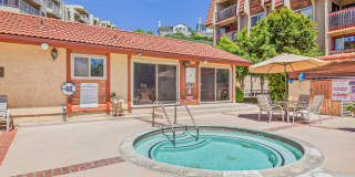 Stunning Updated 2BD/2BA Condo in Signal Hill AVAILABLE FOR IMMEDIATE MOVE IN Gallery 11