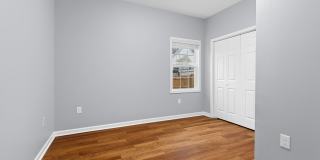4Bd/ 2Bath Ranch Style home mins from Downtown Burlington 4Bd/ 2Bath Ranch Style home mins from Downtown Burlington Gallery 16