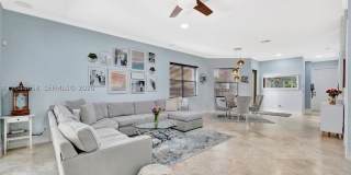 853 SW 11th Ct Gallery 11