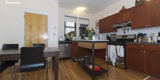 Charming 4 Bedroom Gallery 1