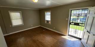 2311 Imogene St Gallery 2