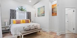1992 SW Brisbane Street Gallery 24