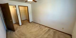 225 Hyland Gallery 48