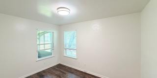Just updated 3/2 home on a quiet street in desirable north Austin! Gallery 20