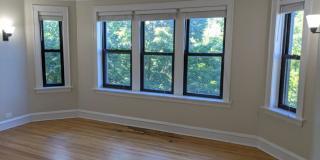 716 Reba Place Gallery 6