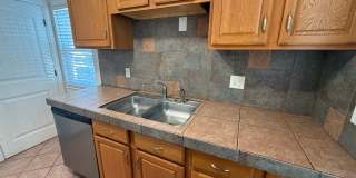 Cozy & Stylish Home Near Anschutz Gallery 14