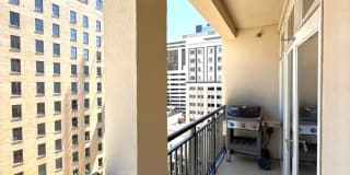 230 S Tryon - T.R. Lawing Realty Property Gallery 14