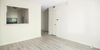 Newly Updated 1/1 Condo 1 Mile From Downtown Decatur! Gallery 1