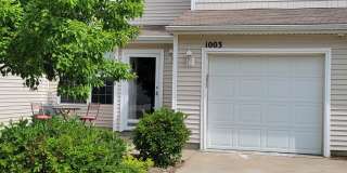 1003 Northeast Greenview Drive Gallery 1