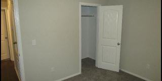 1935 Auburn Hills Gallery 11