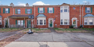 729 Creekside Crescent Gallery 1