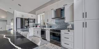 Spacious 3-Bedroom with 3 Full Baths in Royal Palm Beach! Gallery 21