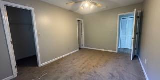 Great 3/2 home with large yard close to everything! Gallery 19
