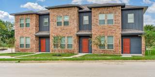 Live, love, and grow in this charming townhome! Gallery 1