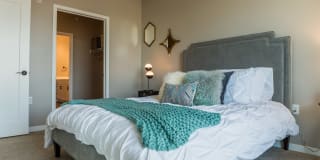 Vintage on Selby Gallery 38