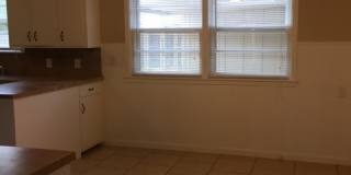 Huge 4 Bedroom/2 Bath/2 Living Room House close to TTU - Available AUGUST Gallery 31