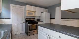 Spacious Brighton 3-Bedroom with Garage Parking Gallery 21